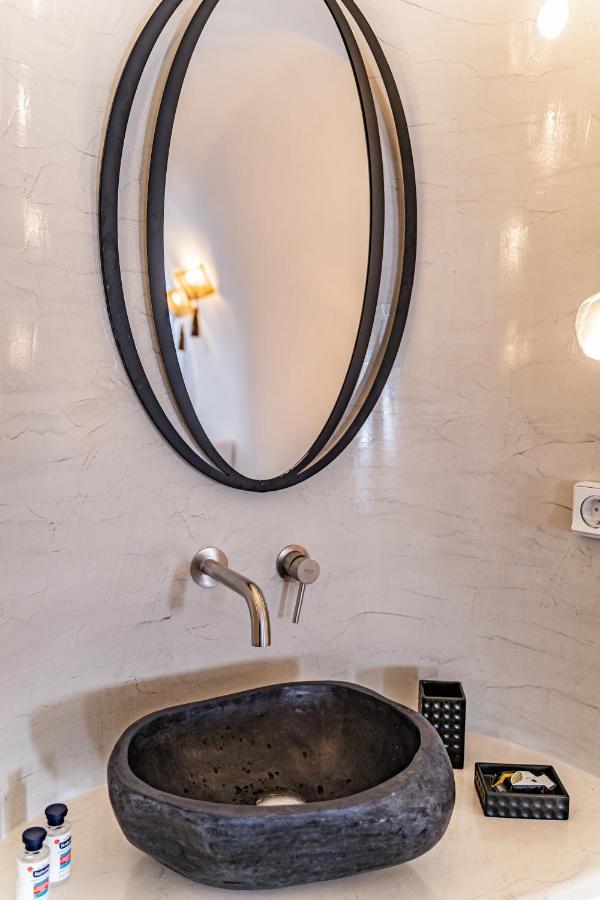 Eternity Suites Santorini Fira  Zewnętrze zdjęcie