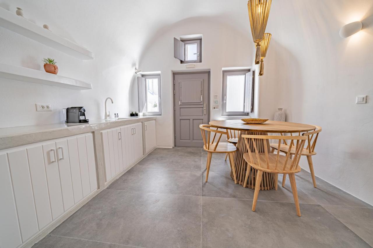 Eternity Suites Santorini Fira  Zewnętrze zdjęcie