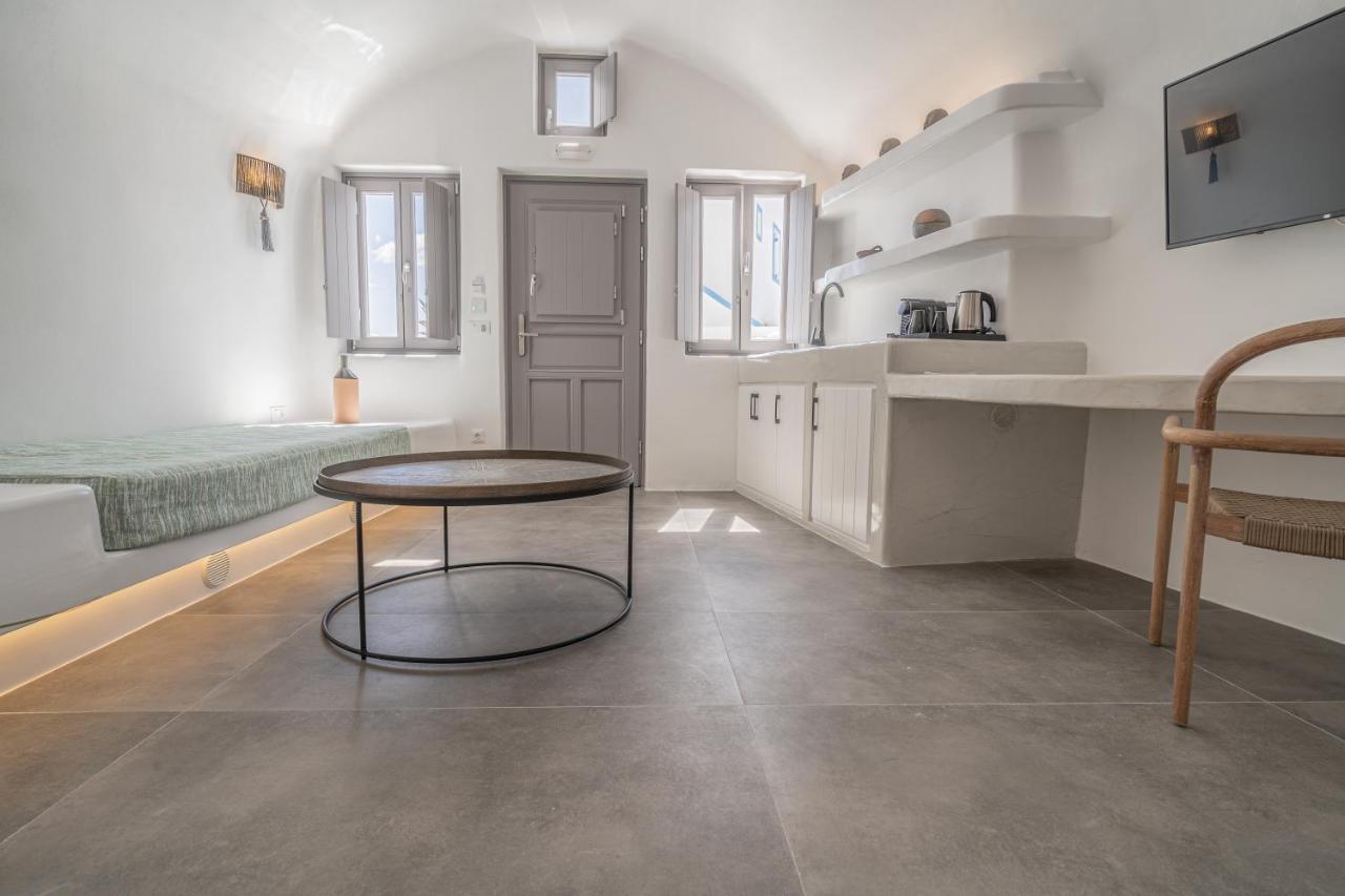 Eternity Suites Santorini Fira  Zewnętrze zdjęcie