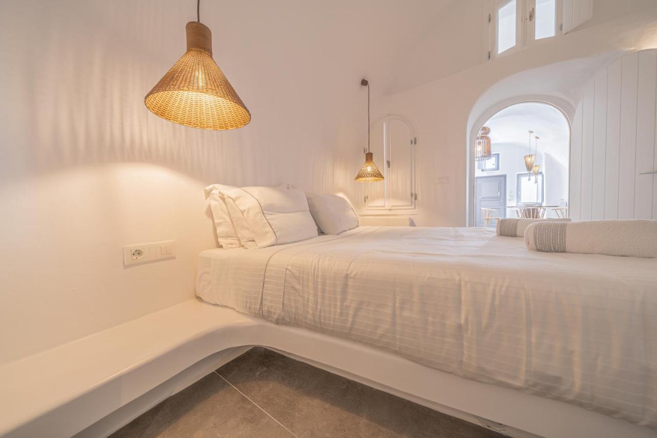 Eternity Suites Santorini Fira  Zewnętrze zdjęcie